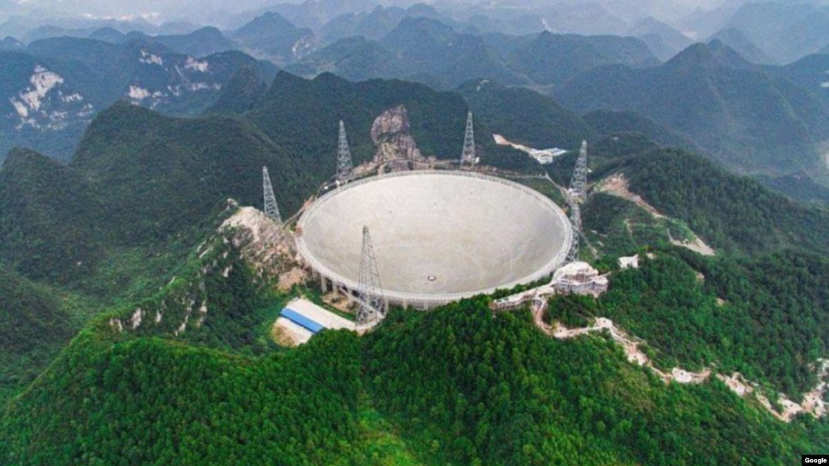 حجمه يساوي 30 ملعبا.. الصين تفتح أكبر تلسكوب في العالم