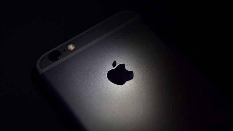 آبل شاركت بيانات العملاء مع الحكومة في معظم الحالات